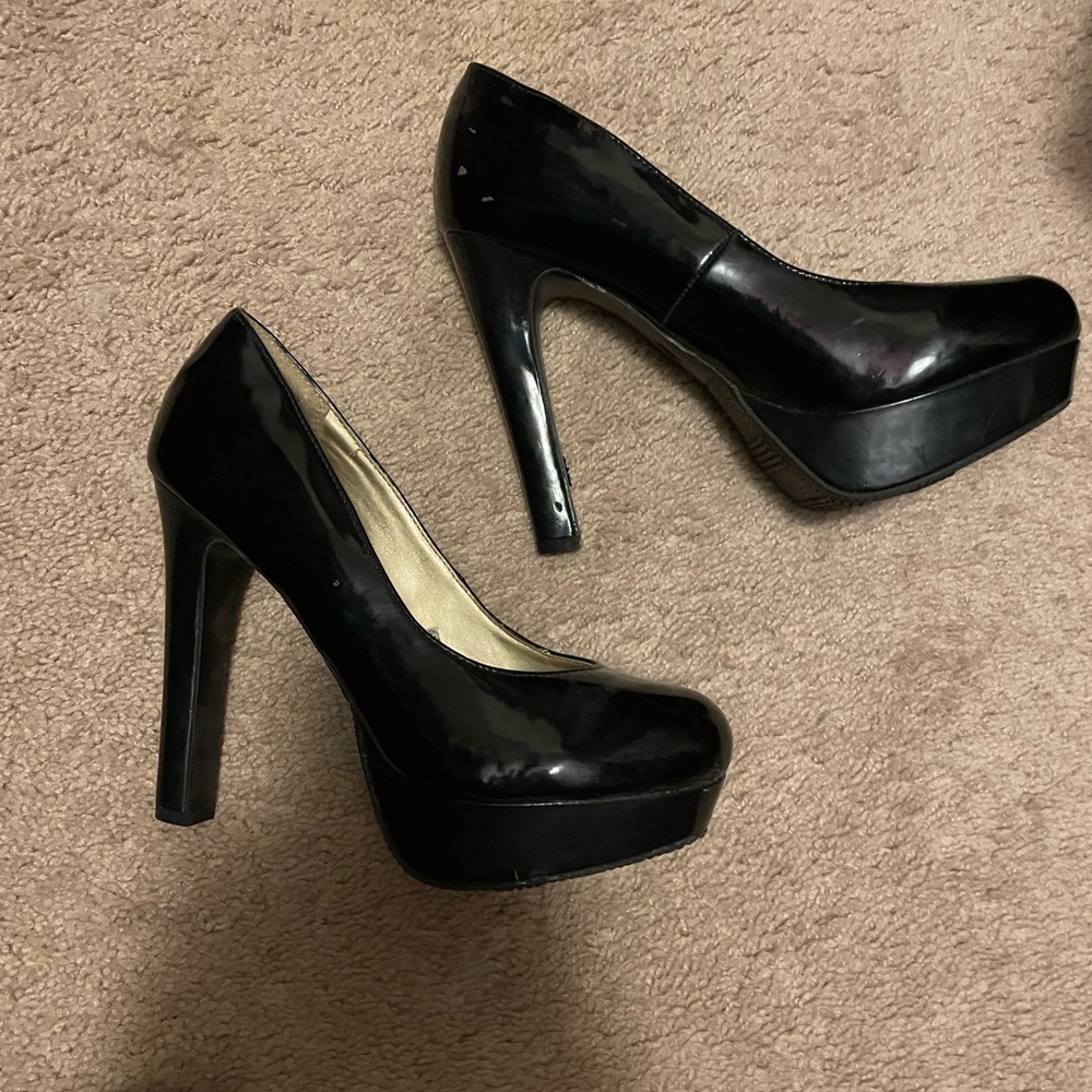 Black heels